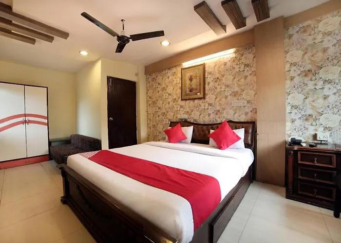 Oyo 15211 Hotel Midas Nagpur